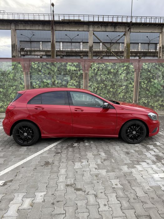 Mercedes A180 / Automat / Bi-xenon