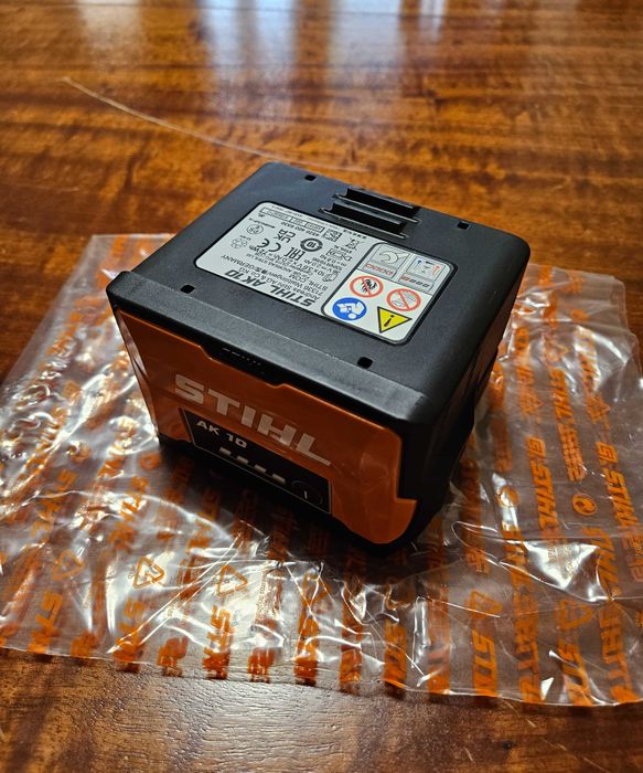 Stihl батерии и зарядно