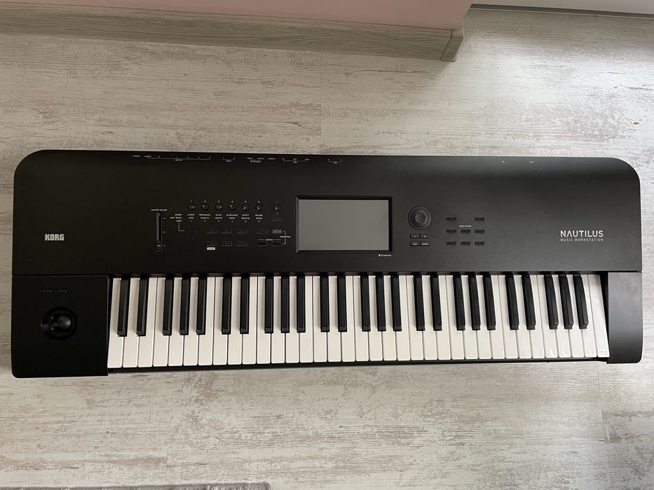 Korg/Корг Nautilus 61 Синтезатор