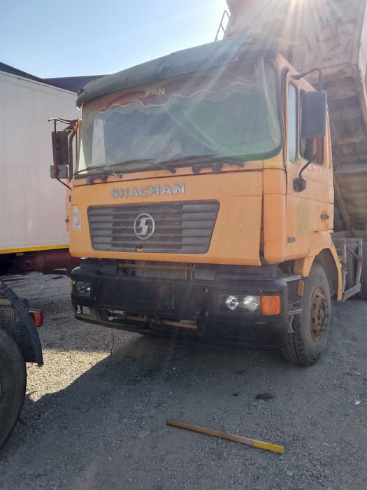 Shacman gruzavoy f2000