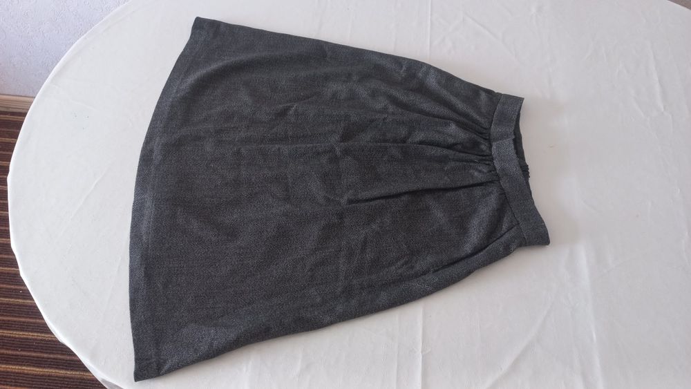 Юбка размер 36 очень  удобная