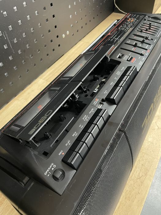 Radio casetofon boombox hitachi 3d80