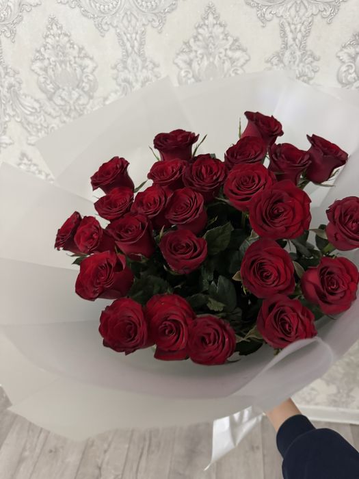 Цветы 25 шт розы