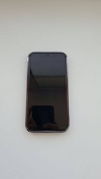 Продам iPhone 11, 64 Гб