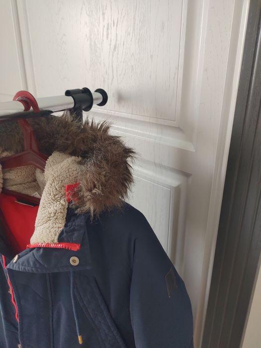 Парк-а - пухов-ик Reebok Classic.