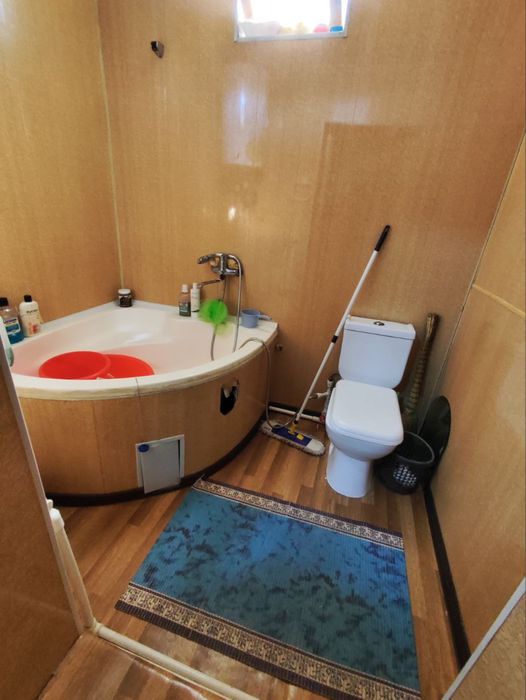 Продаются 3 х ком квартиру на мебели