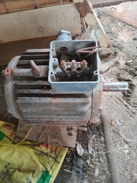 Матор    сотилади