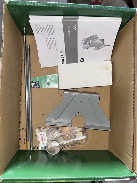 Фрезер Bosch POF 1200 AE