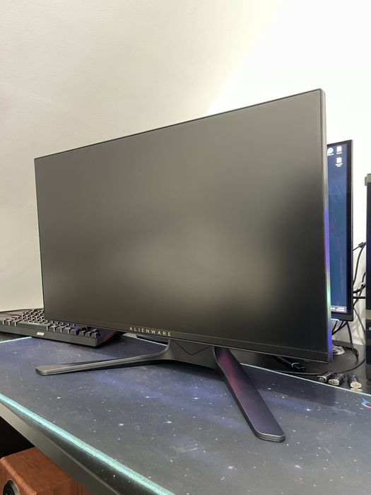 Monitor Gaming Alienware 240 Hz - IPS