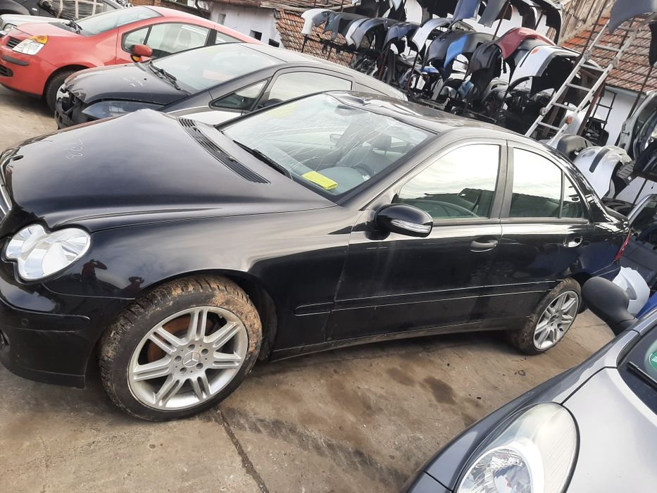 Usa/usi dreapta Mercedes C-Class w203