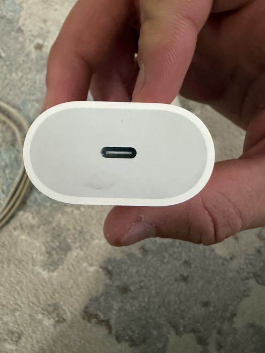 Оригинал зарядка iPhone 15 pro