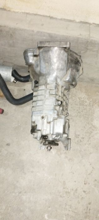 Каробка сотилади м43