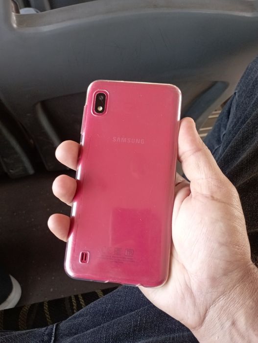 Продам Samsung A10 состояние очень хорошее