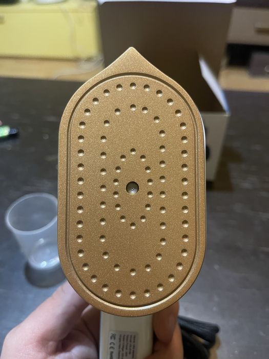 Fier de calcat pentru camping si calatorii, 38W, 220V, Alb