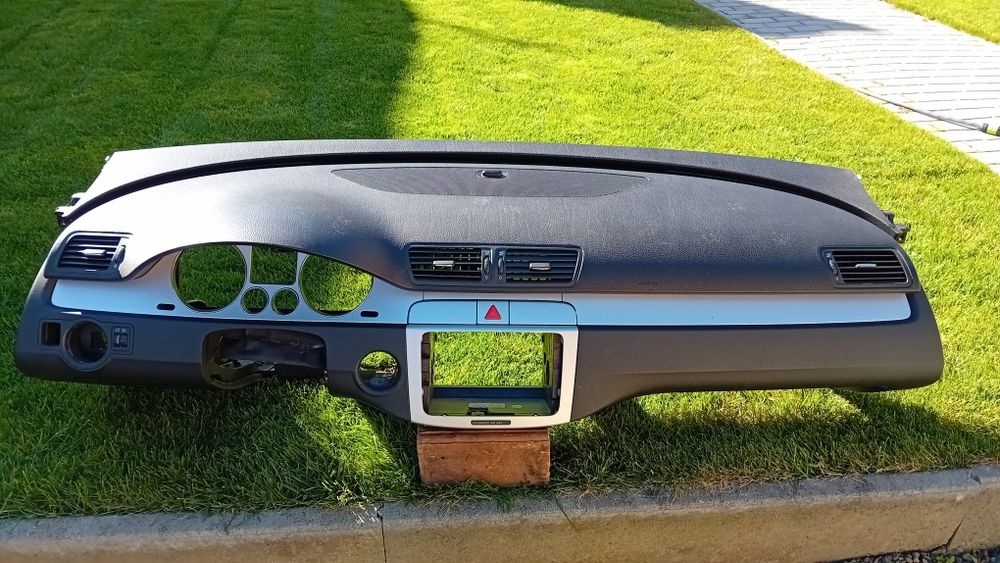 Planșă bord Passat B6