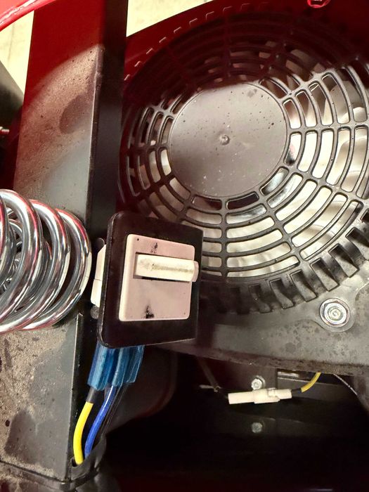 Косачка тракторна 196cc 4.8kW (6,4hp) 61cm 24" 150L RD-GLM16