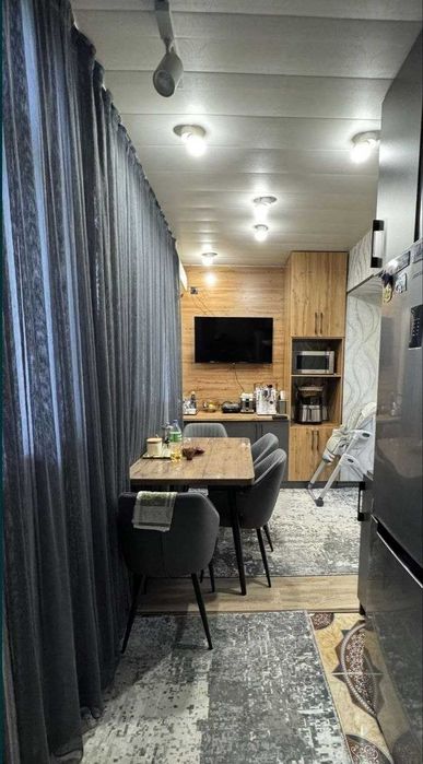 Продажа квартиры 3-х комнатная, Луначарский 77 серия
