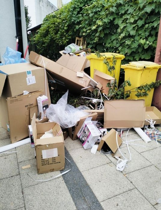 Oferim servicii de debarasari moloz mobila orice etc