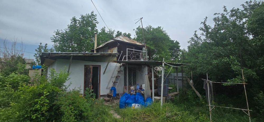 Продам дачу общество садовод.