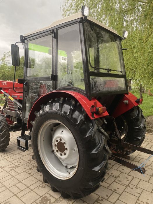 Tractor Universal 483 DTC