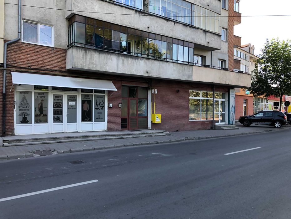 Spatiu comercial de vanzare