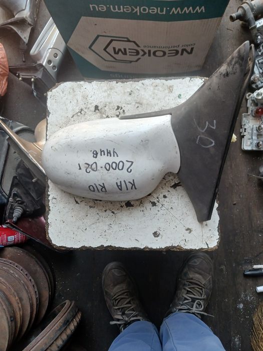 Зеркало KIA RIO 2000г универсал левое электро