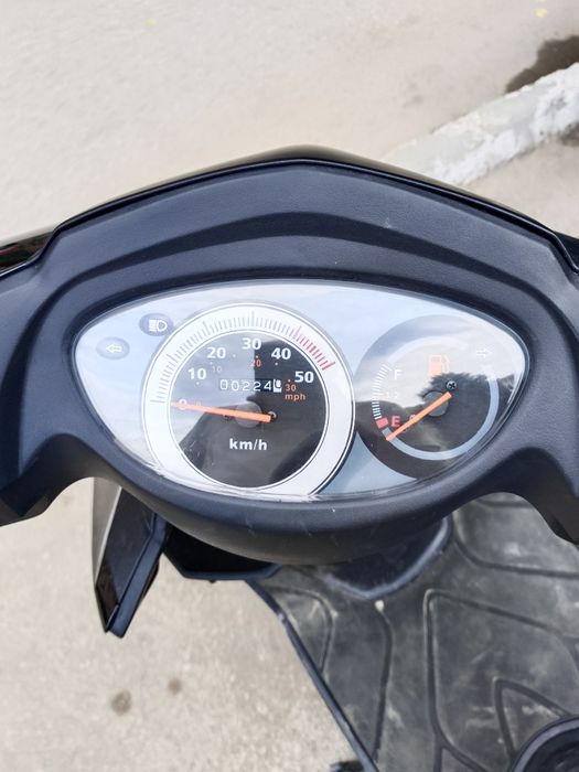 МОПЕД (Скутер) М8