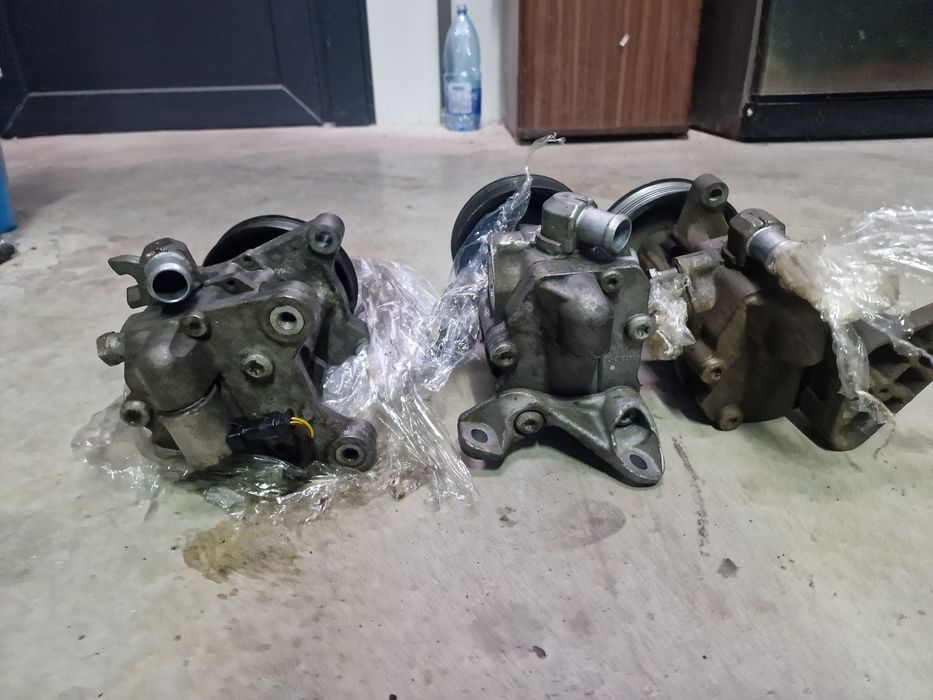 Pompa servo direcție luk bmw x5 e70 x6 e71 cod 6781008