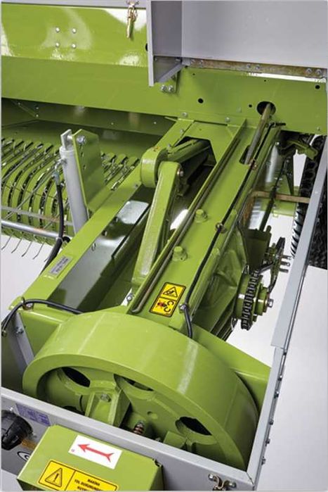 Пресс-подборщик тюковый KE-555