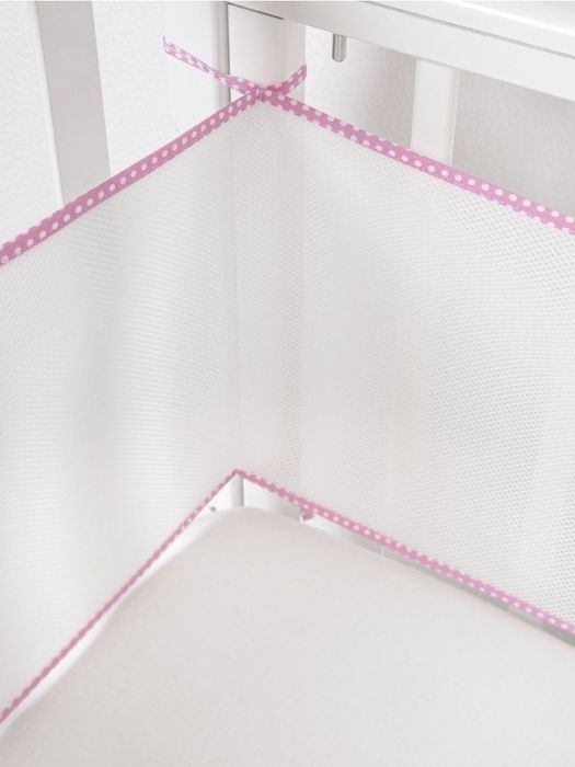 Бортик защитный в кроватку