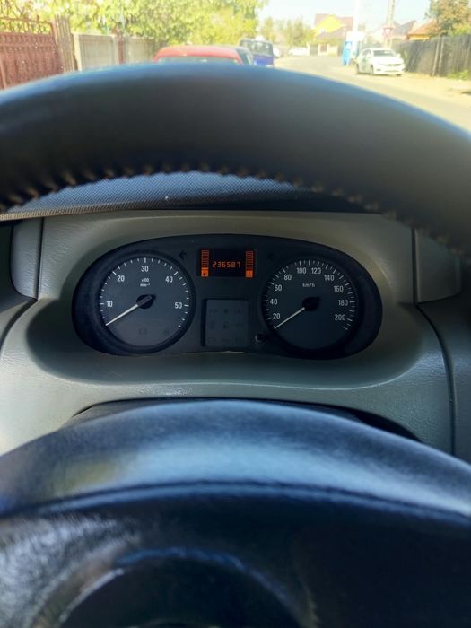 Opel Vivaro 2009