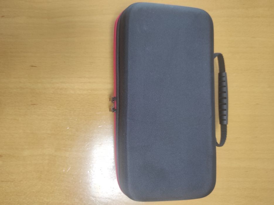 Твърд калъф за микрофони