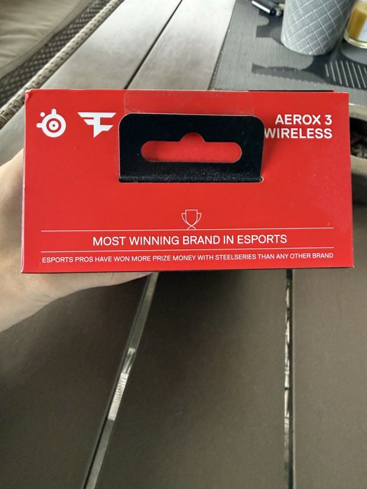 Мишка steelseries aerox 3 wireless faze clan edition