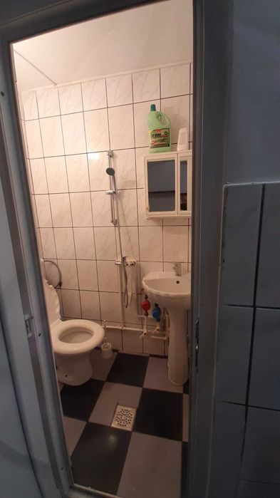 Garsoniera de vânzare zona dovali