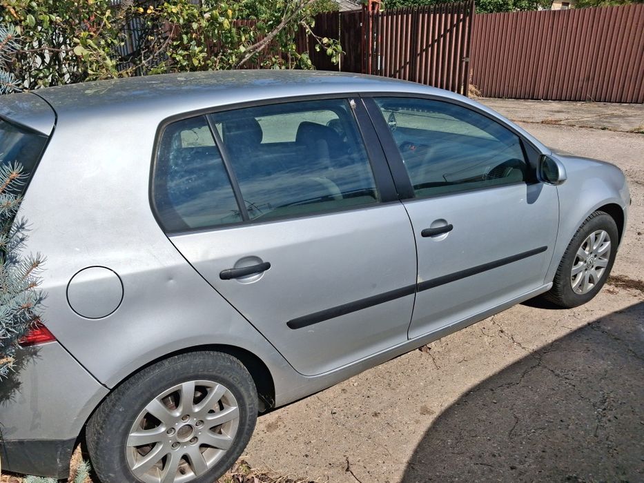 VOLKSWAGEN Golf 2004 — imagine 5