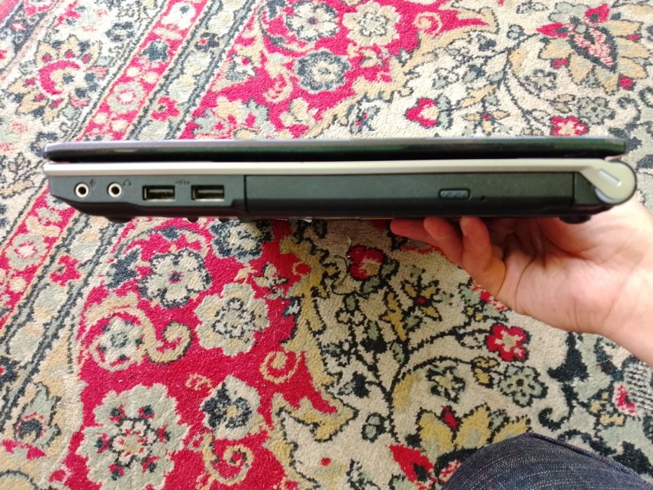 Noutbuk sotiladi Продается ноутбук