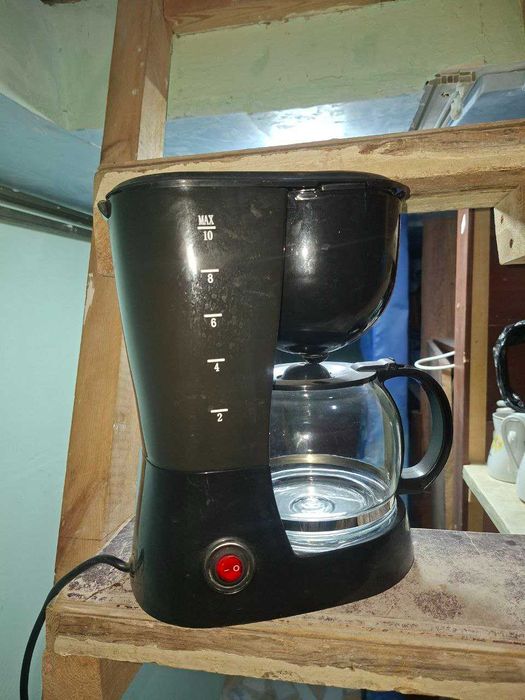 Продам кофеварку