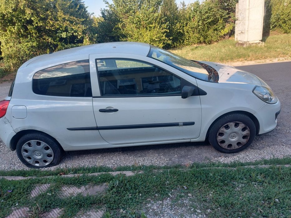 Рено Клио 1.5 дци 2007 г на части !!!