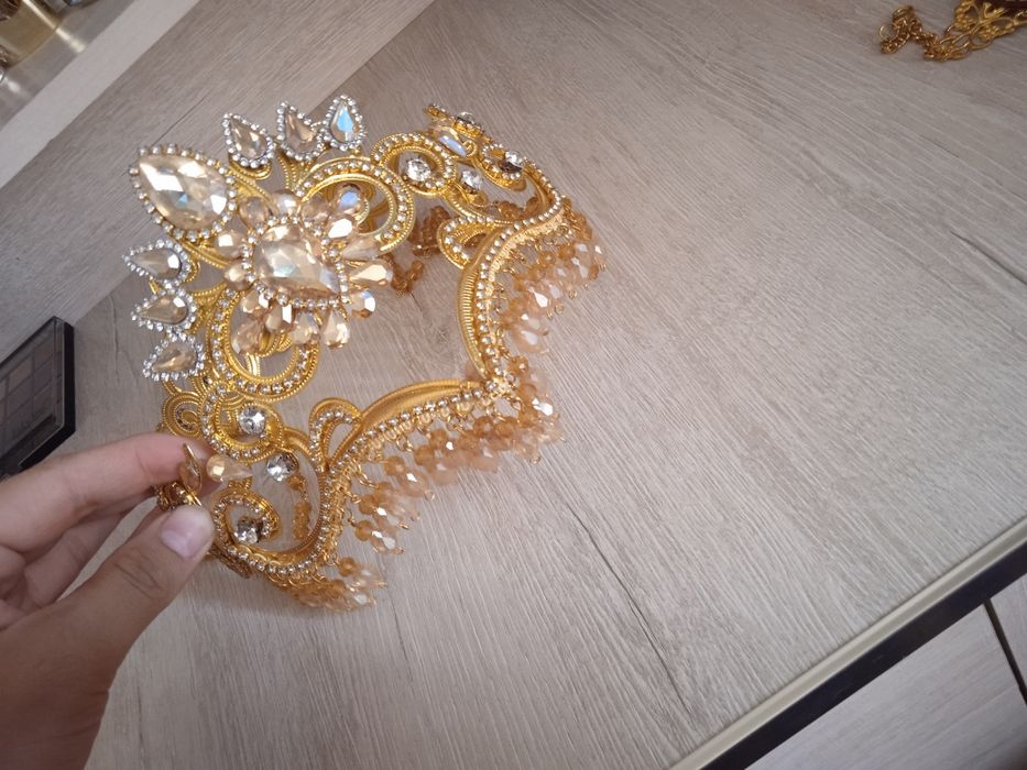 Diademalar kelinlar uchun