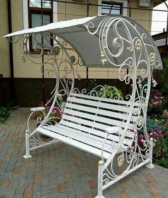 Качейли и скамейки