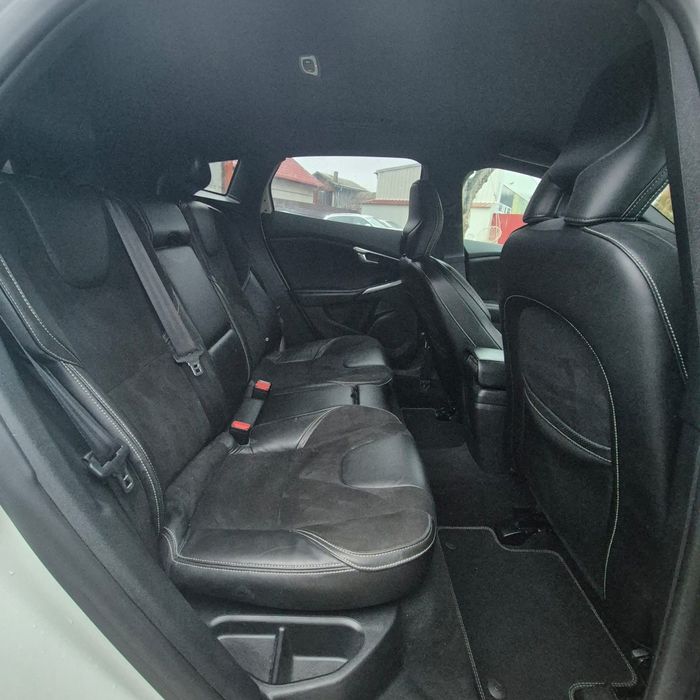 Volvo V40 R Design 2.0d 190 Hp