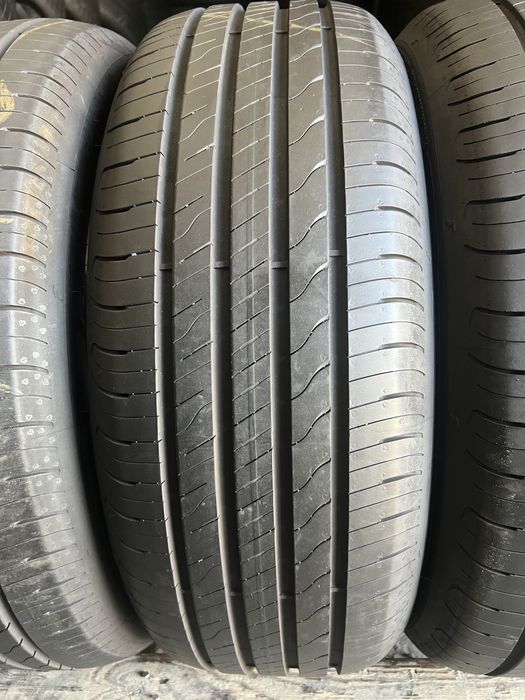 4 anvelope de vara 215/55/17 Goodyear!