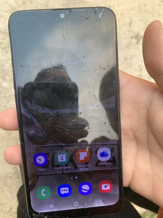 Samsung.  A10s arxini kelishamiz