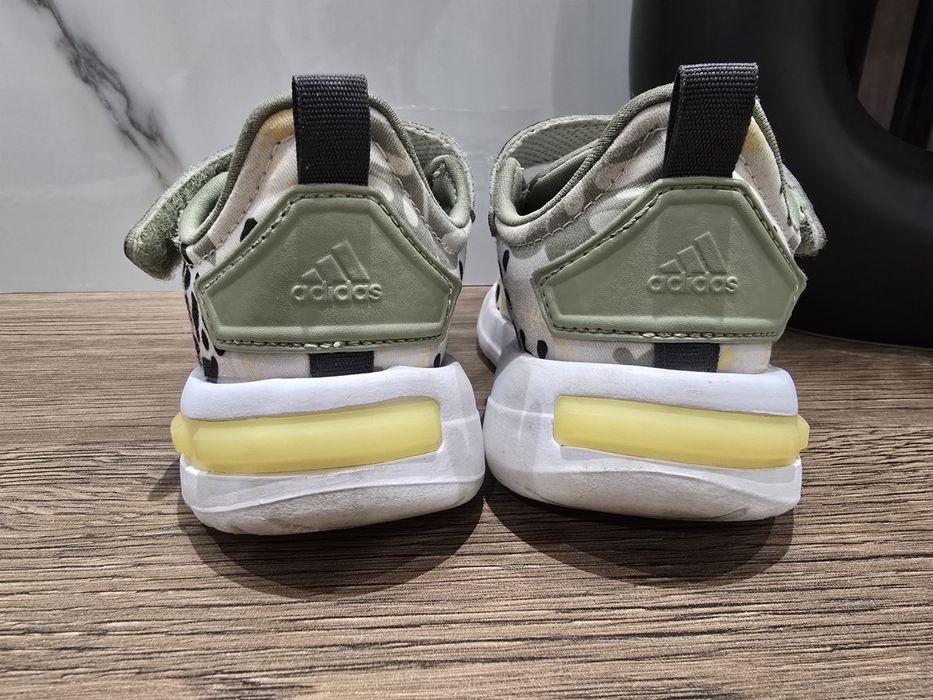 Детски маратонки Adidas Racer Lion King