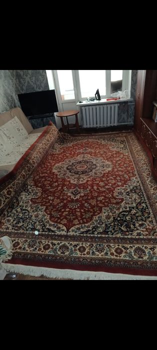 Продам ковер из шерсти