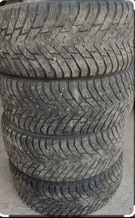 Продам зимнию резину  шины