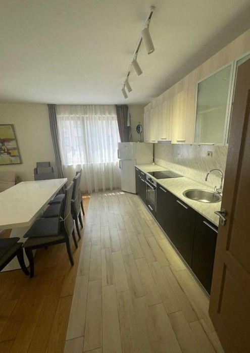 Дава се под наем Тристаен апартамент в Пловдив, Съдийски - 87 кв.м за 550 € - Снимка #1