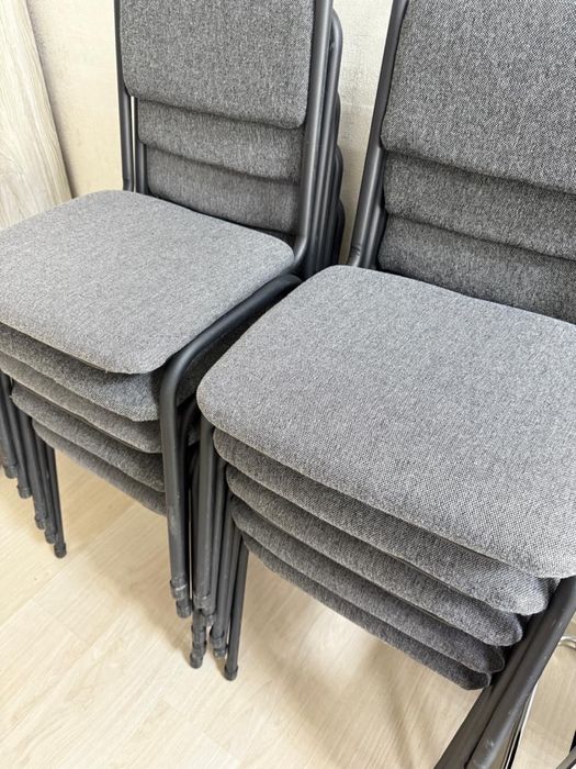 Офисный стул, серый