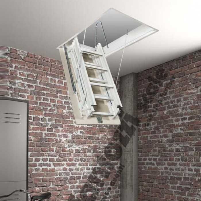 Мансардная железная раскладная лестница. Вертикальная и горизонтальная
