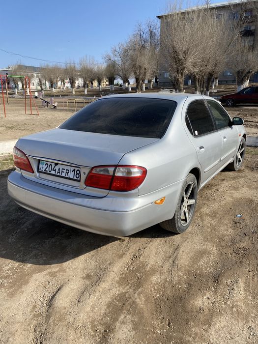 Nissan maxima a33 2001